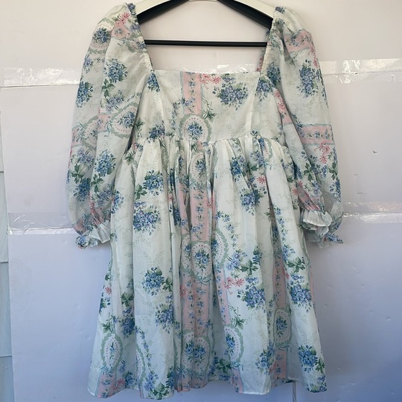 NWT Floral Print Puffy Sleeve Mini Dress, tag size Large (fits more like medium) - Picture 2 of 16